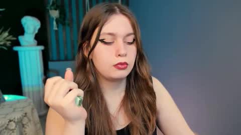 fiora online show from March 21, 7:35 am