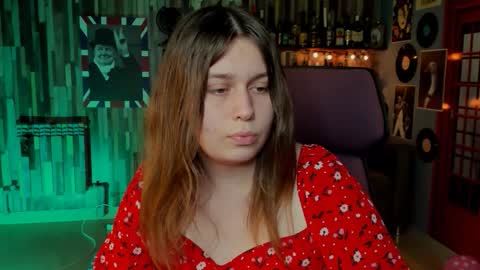 fiora online show from September 14, 11:41 am