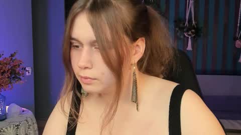 fiora online show from October 10, 2:55 pm