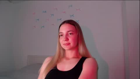 fireflies_fly_ online show from July 7, 8:00 pm