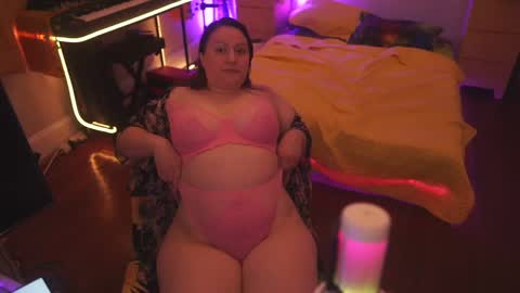 Lio Roxy online show from October 9, 8:18 am