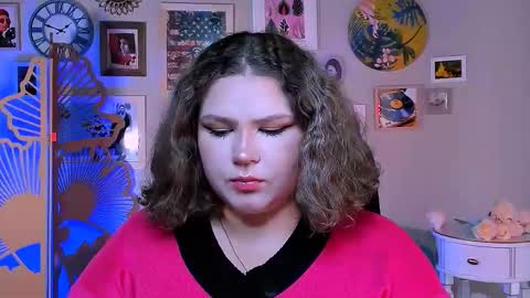 florenceanderson_ online show from September 17, 9:29 am