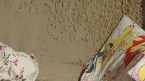 say meow and send tip  online show from February 18, 2:38 pm