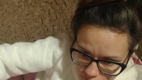 say meow and send tip  online show from December 12, 8:14 am