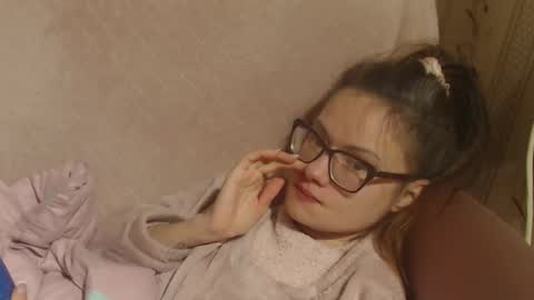 say meow and send tip  online show from January 17, 4:20 am