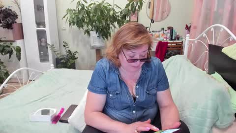 Flowerlower online show from October 5, 7:19 pm