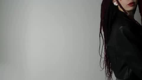 Flower online show from February 28, 3:59 pm