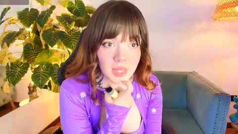  FLUFFY BUBBLE  online show from April 16, 4:57 am