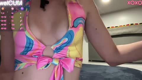 Elaine online show from February 28, 1:37 am