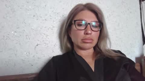 fox_red_lady7 online show from March 27, 8:05 am