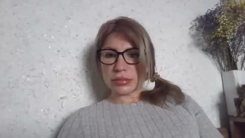 fox_red_lady7 online show from March 3, 10:21 am