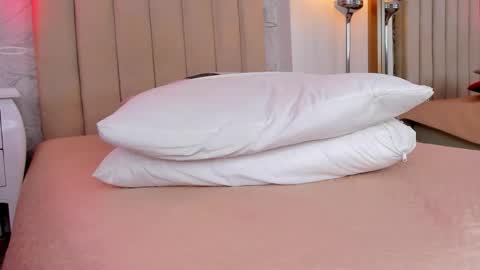 Foxy online show from December 22, 8:34 pm