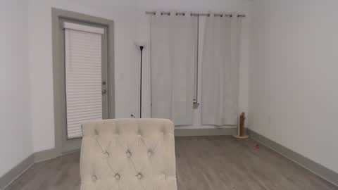 Angel online show from February 7, 11:55 pm