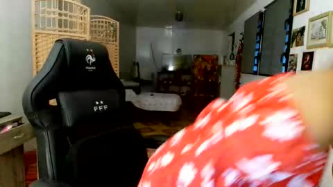 francelune online show from March 8, 2:43 pm