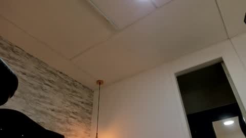          online show from April 5, 3:44 pm