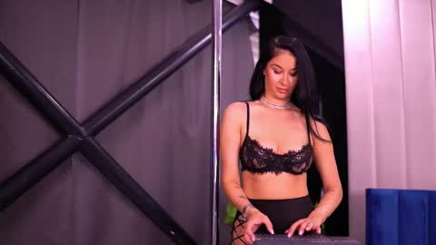 francescadante online show from April 22, 6:54 am