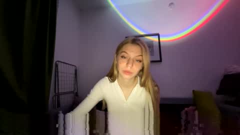 franny_fresh online show from March 15, 4:09 pm