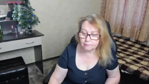 FrauMartha online show from December 24, 11:06 am