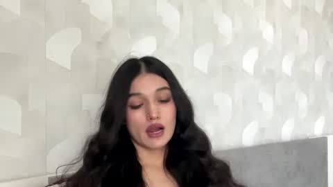 Mia online show from July 15, 10:31 am