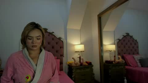 Frehia   online show from April 12, 2:03 am