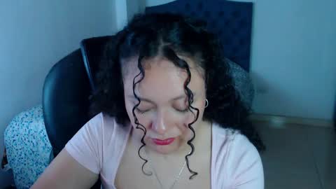 Louise  online show from May 21, 3:04 am