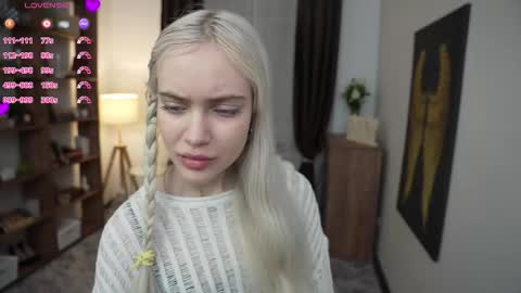 Freya online show from March 2, 7:42 pm