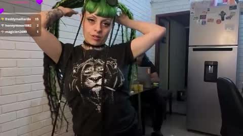 freyaa_sorceress online show from October 4, 2:50 am