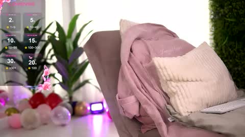 freyaheart online show from February 25, 10:03 am