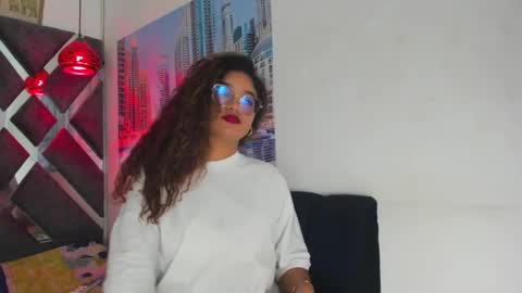 Frezzita online show from January 17, 7:54 pm