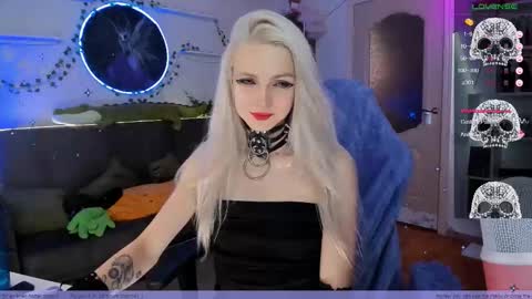 Frida A boost to fortune for the one who gives a thumbs up and a bonus lucky for those who support me by joining the fanclub online show from October 10, 12:59 am