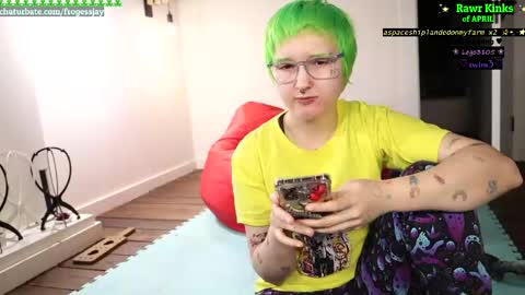   Jaywise Frogfoot  online show from April 9, 8:36 pm