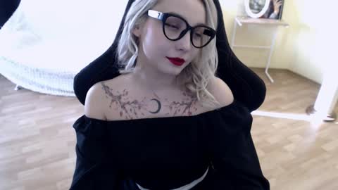 Lilith online show from February 28, 11:36 am