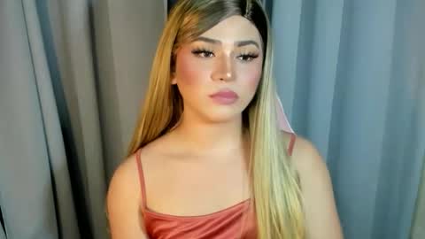 R A I N M O R A L E S  G M A I L . C O M online show from March 17, 12:42 pm