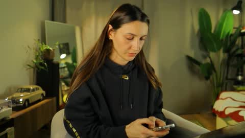 G online show from September 24, 5:12 pm