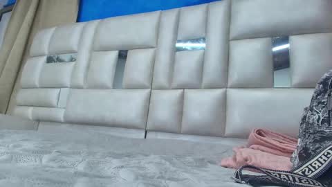 gabriela online show from February 22, 7:10 pm