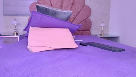 gabriela online show from February 11, 7:59 pm