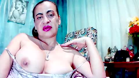 Gabriella Lopez online show from January 15, 12:47 pm