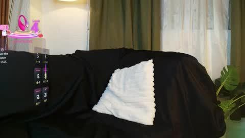   online show from December 19, 2:42 pm