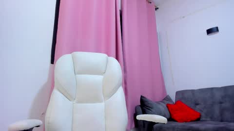 gaby online show from November 3, 1:48 pm