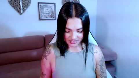 My name is Gabriela.. nice to meet you thumbs up please its very important to me online show from April 10, 3:29 pm