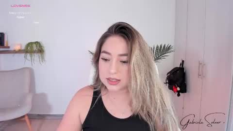 gaby  online show from July 27, 9:45 pm