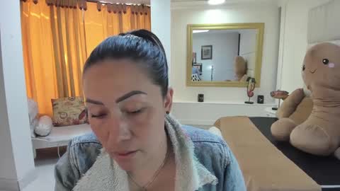 gabriela online show from September 16, 2:03 pm