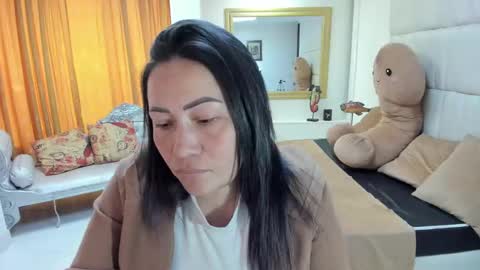 gabriela online show from September 22, 3:32 pm