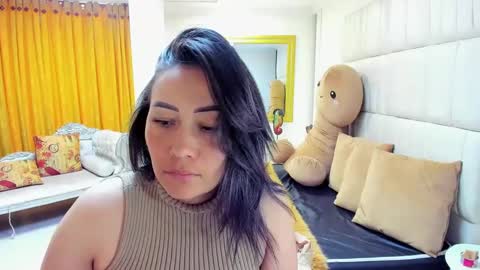 gabriela online show from March 4, 1:59 pm