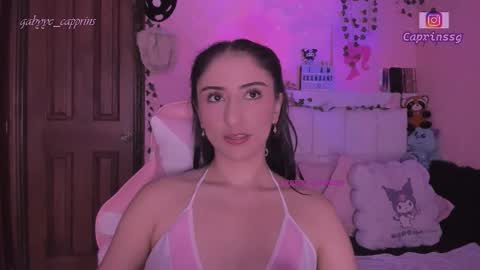 gabyye capprins online show from February 22, 1:17 am