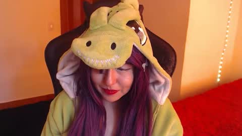 Kate 3 online show from April 8, 8:33 pm