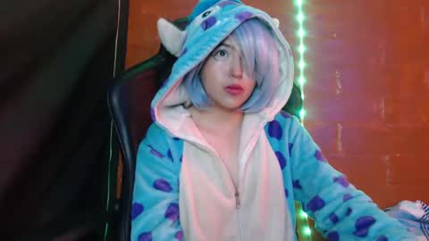 Kate 3 online show from January 31, 7:29 pm