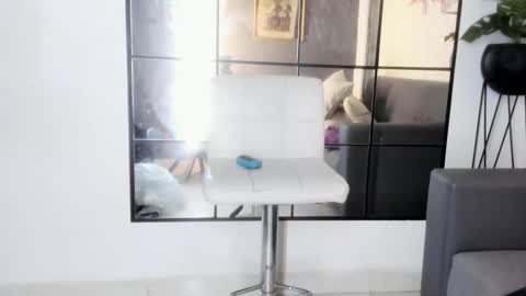 geminis muentes online show from November 27, 8:45 pm