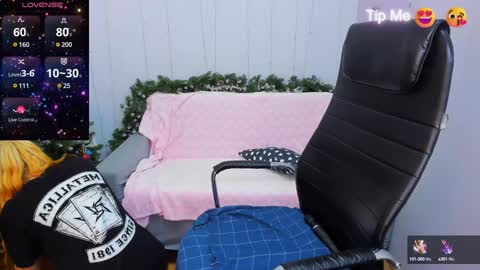 Sweety online show from December 15, 10:04 pm