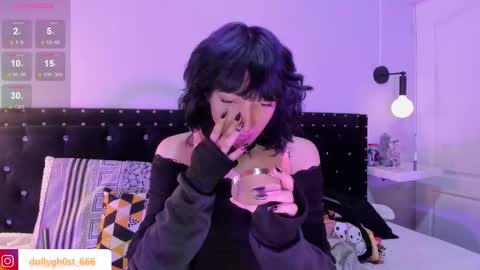 Allison  online show from March 9, 8:01 pm